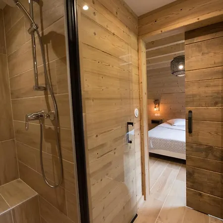 Chalet Neuf - Pebie 8 A 10 Pers Avec Sauna La Bresse
